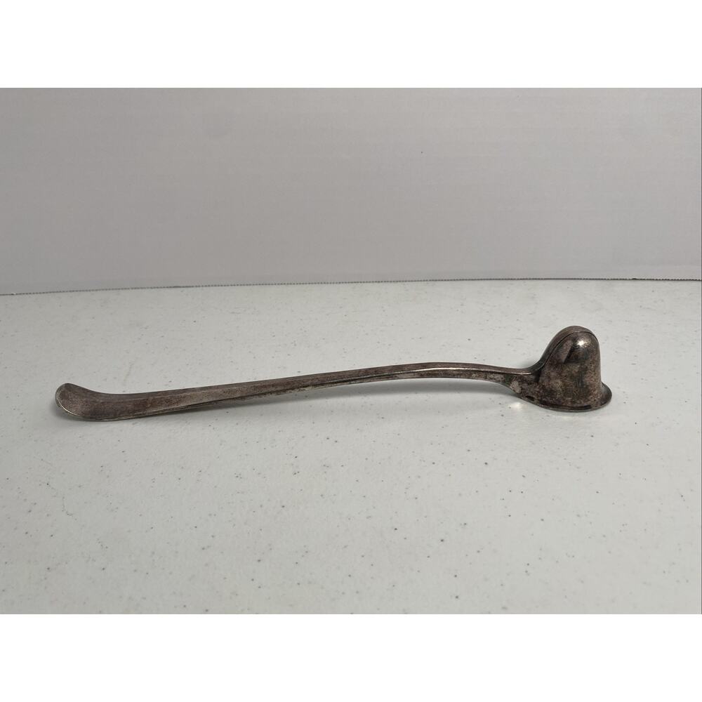 GERITY PRODUCTS - CANDLE SNUFFER - HELMET - SILVER PLATE - VINTAGE